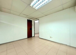 Jurong West Street 92 (D22), Shop House #584826611